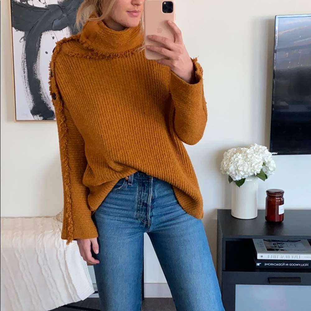 Burnt orange/ochre sweater